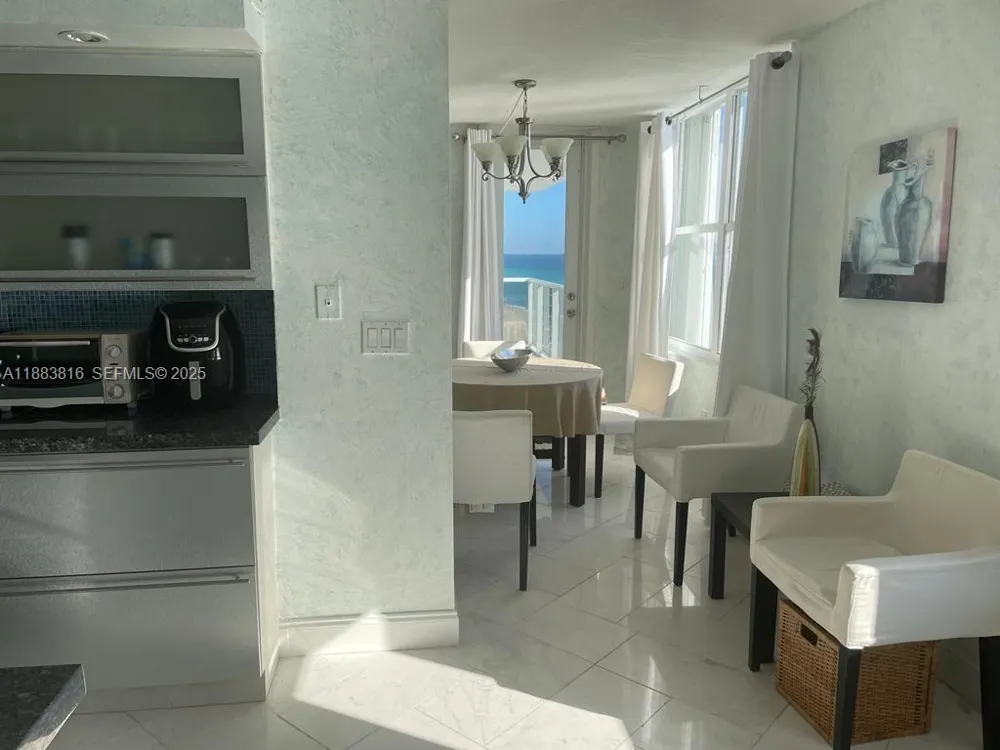 2751 S Ocean Dr #1204S Hollywood, FL 33019