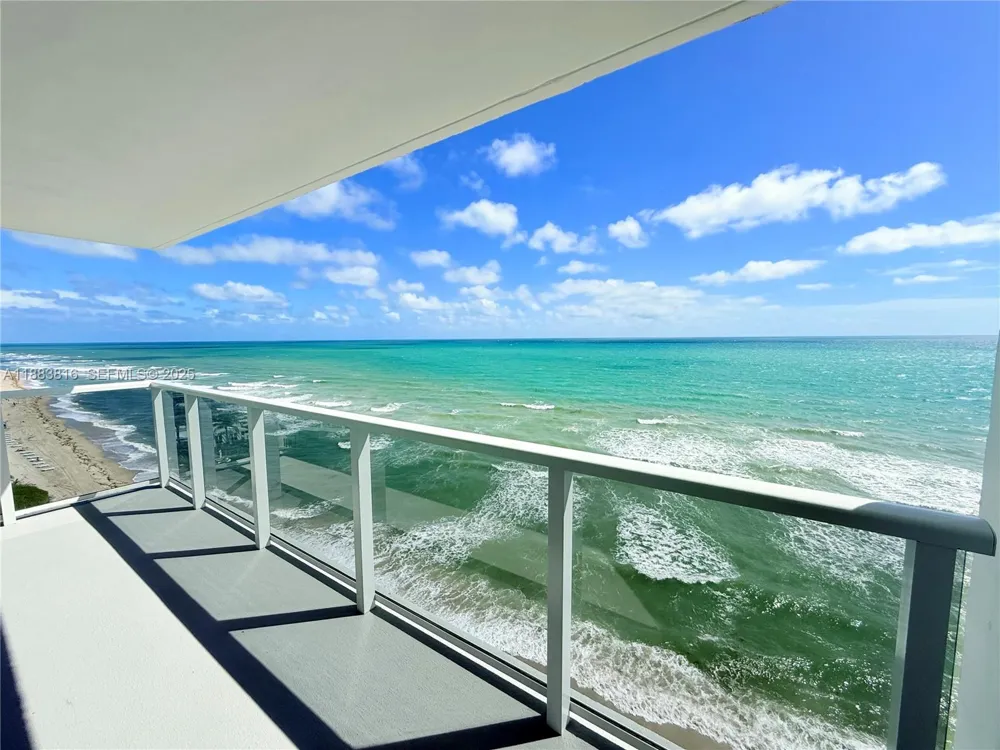 2751 S Ocean Dr #1204S Hollywood, FL 33019