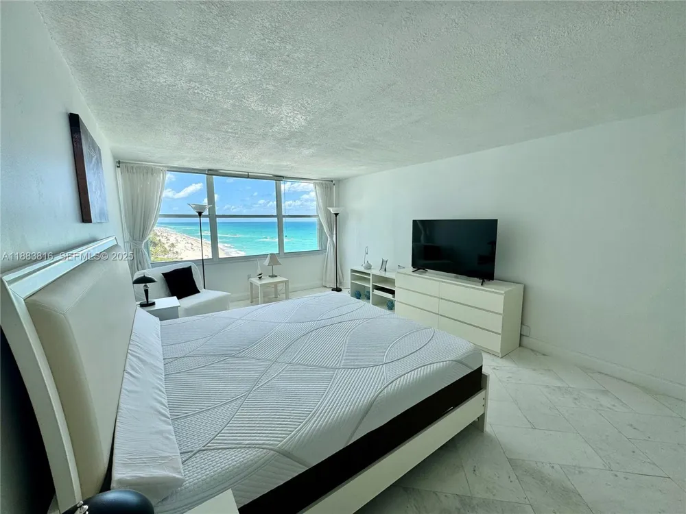 2751 S Ocean Dr #1204S Hollywood, FL 33019