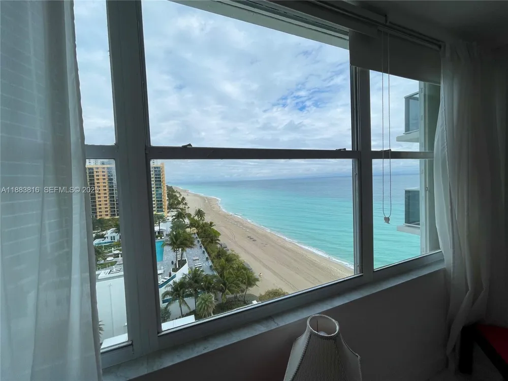 2751 S Ocean Dr #1204S Hollywood, FL 33019