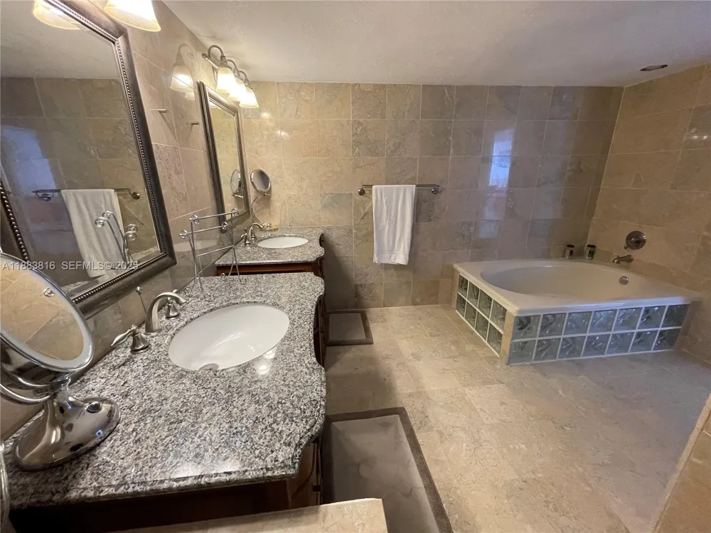 2751 S Ocean Dr #1204S Hollywood, FL 33019