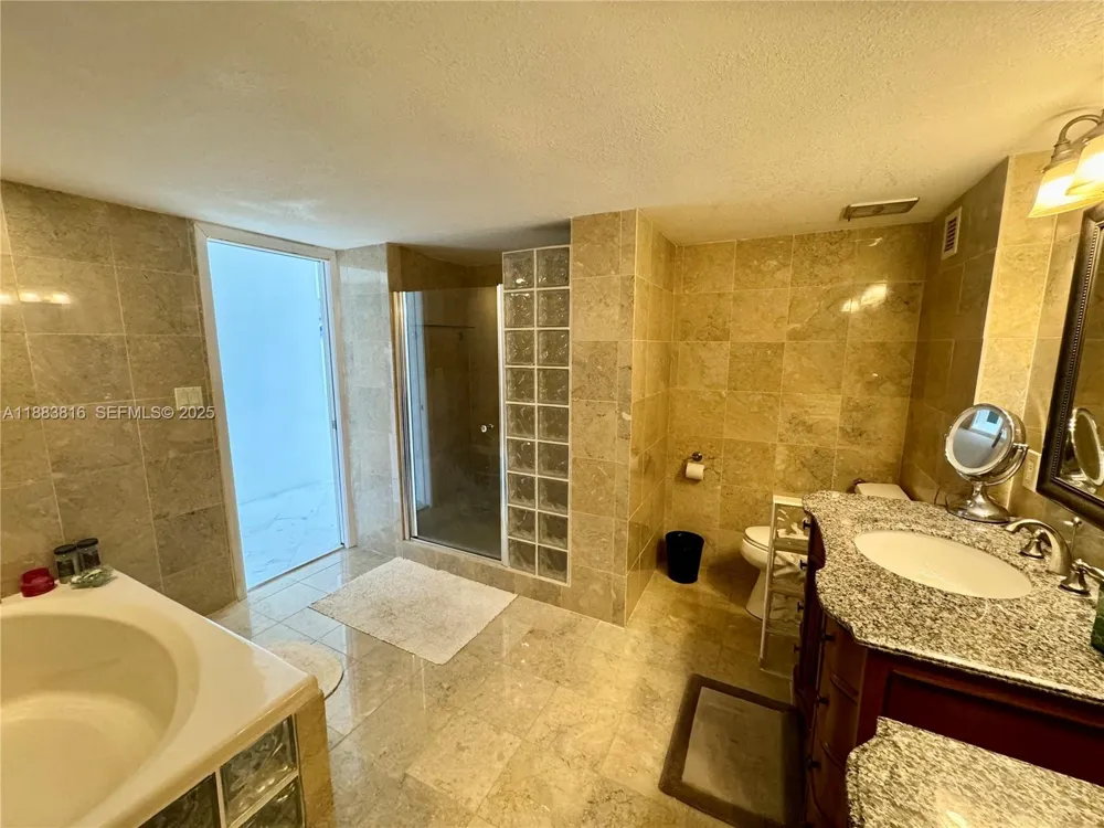 2751 S Ocean Dr #1204S Hollywood, FL 33019