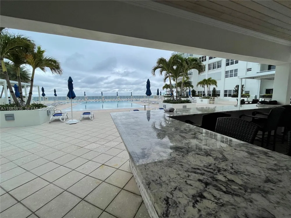 2751 S Ocean Dr #1204S Hollywood, FL 33019