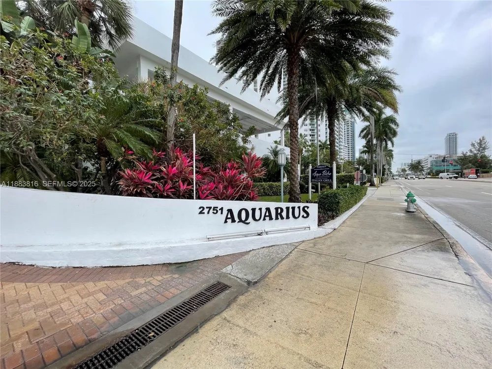 2751 S Ocean Dr #1204S Hollywood, FL 33019