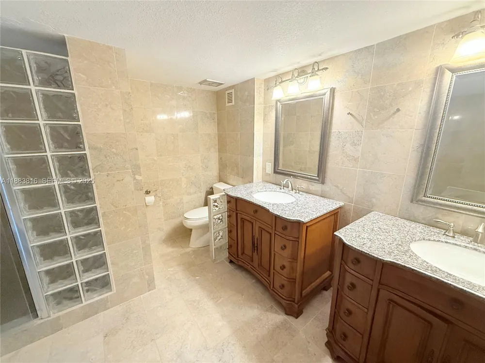 2751 S Ocean Dr #1204S Hollywood, FL 33019