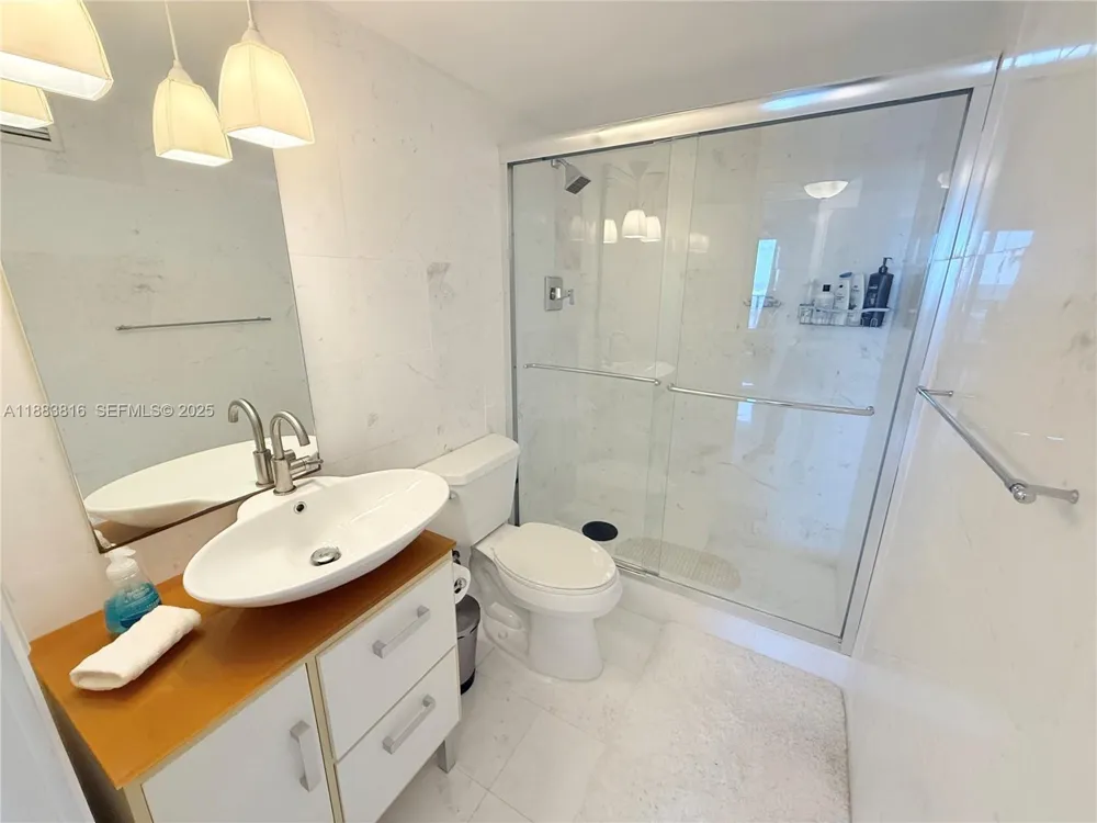 2751 S Ocean Dr #1204S Hollywood, FL 33019