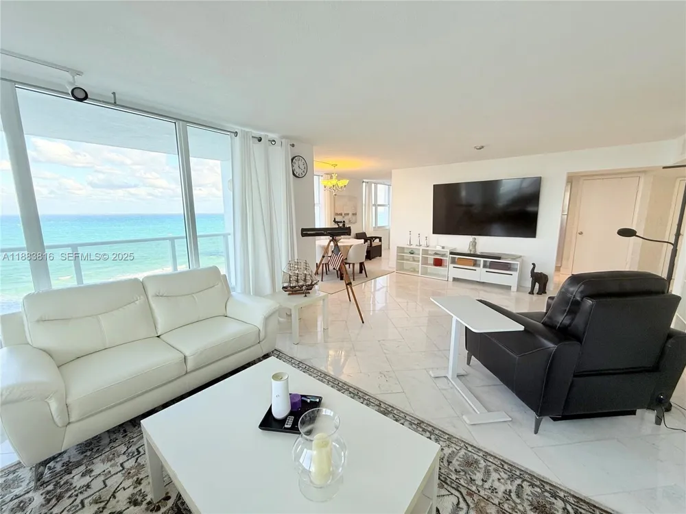 2751 S Ocean Dr #1204S Hollywood, FL 33019
