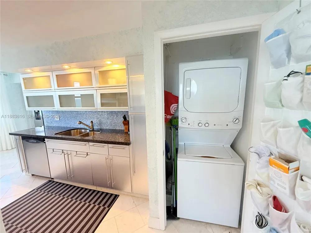 2751 S Ocean Dr #1204S Hollywood, FL 33019