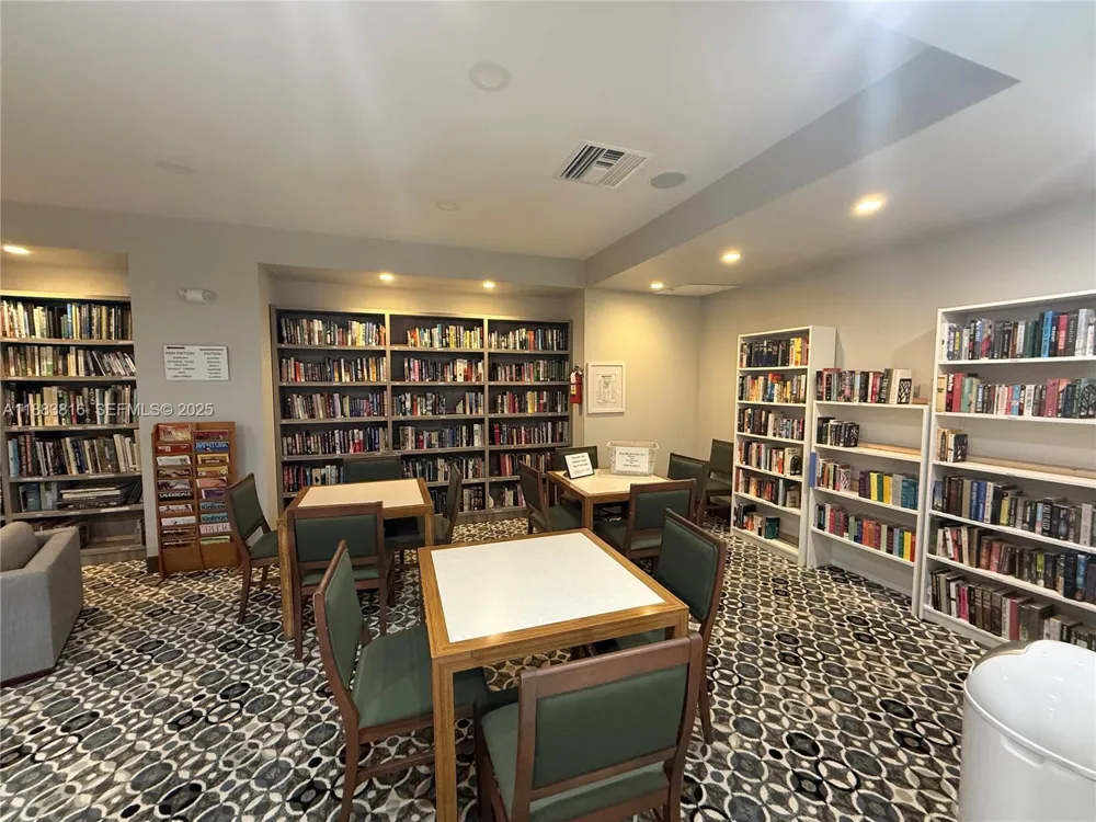 2751 S Ocean Dr #1204S Hollywood, FL 33019