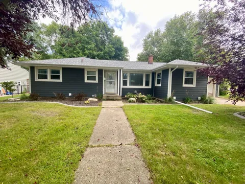 712 S 11th Street