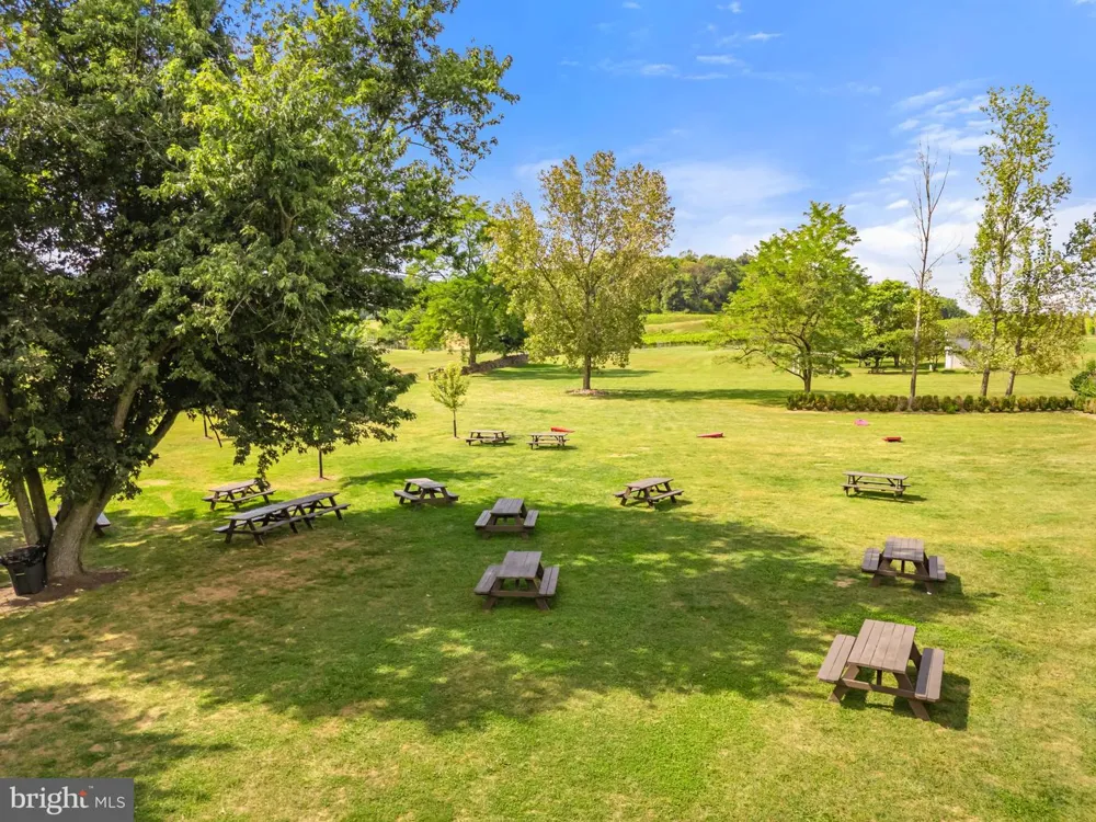 14001 HARPERS FERRY ROAD Hillsboro, VA 20132