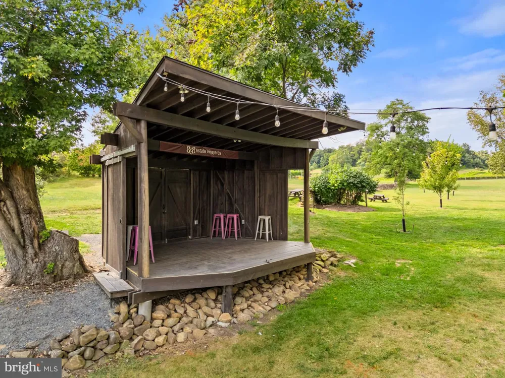14001 HARPERS FERRY ROAD Hillsboro, VA 20132