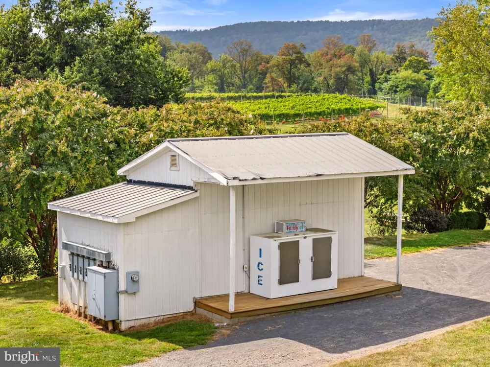 14001 HARPERS FERRY ROAD Hillsboro, VA 20132