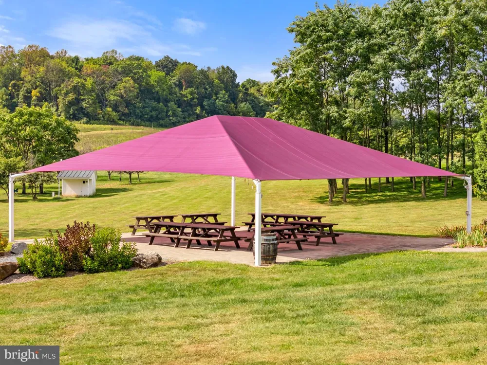 14001 HARPERS FERRY ROAD Hillsboro, VA 20132
