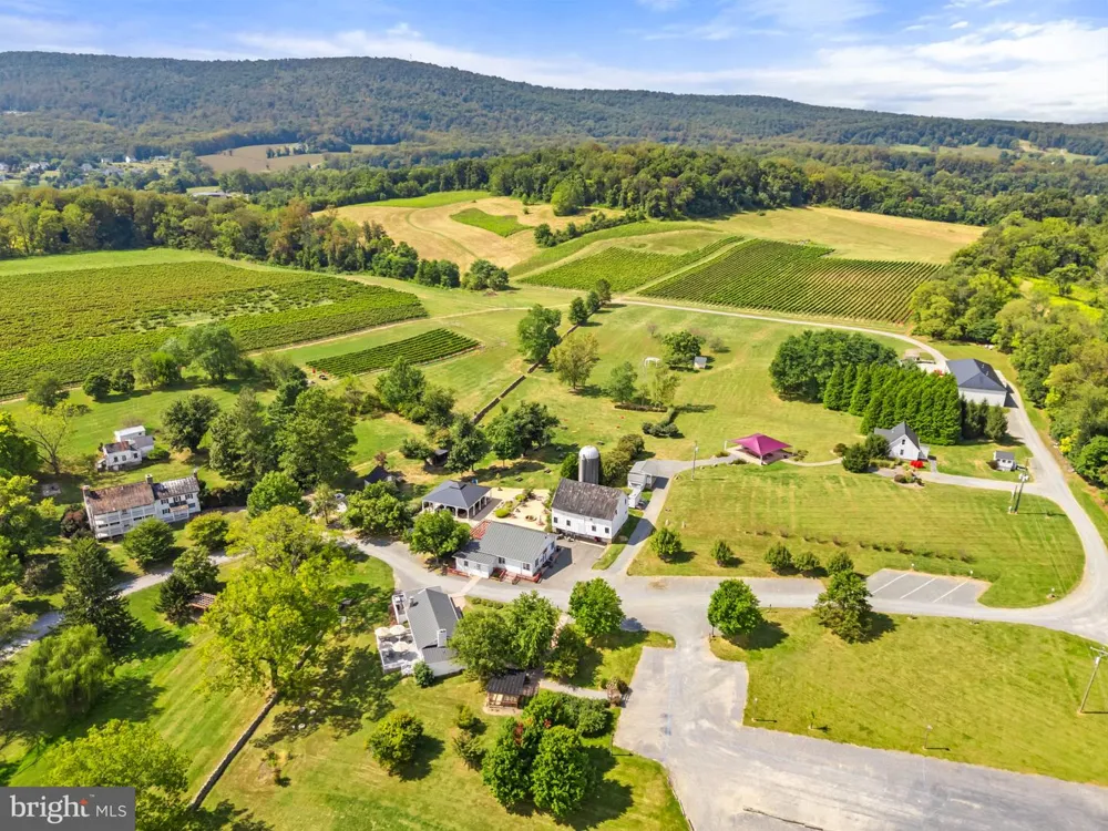 14001 HARPERS FERRY ROAD Hillsboro, VA 20132