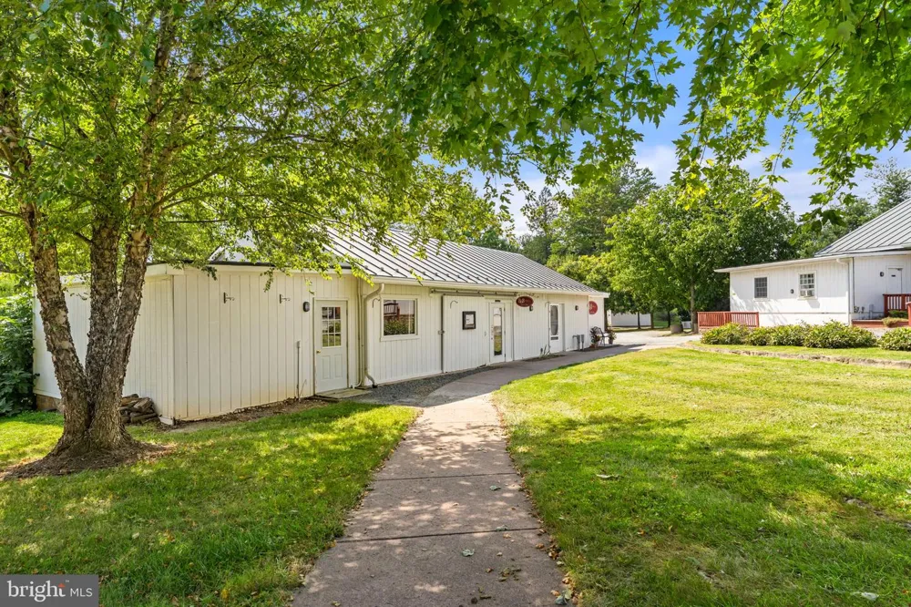 14001 HARPERS FERRY ROAD Hillsboro, VA 20132