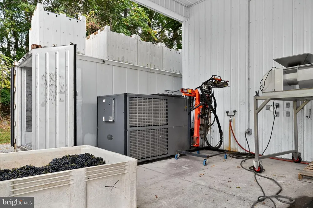 14001 HARPERS FERRY ROAD Hillsboro, VA 20132
