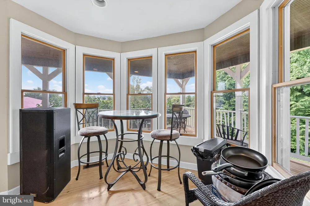 14001 HARPERS FERRY ROAD Hillsboro, VA 20132