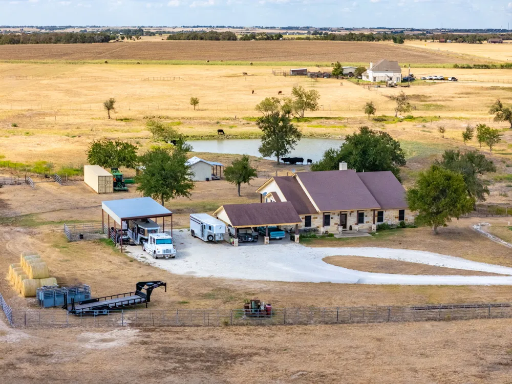 1801 County Road 470 Coupland, TX 78615
