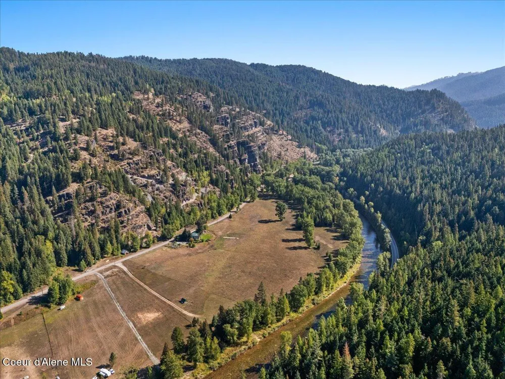 NKA Old River Rd Kingston, ID 83839