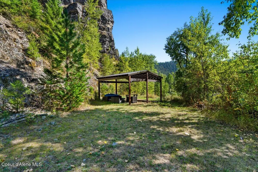 NKA Old River Rd Kingston, ID 83839