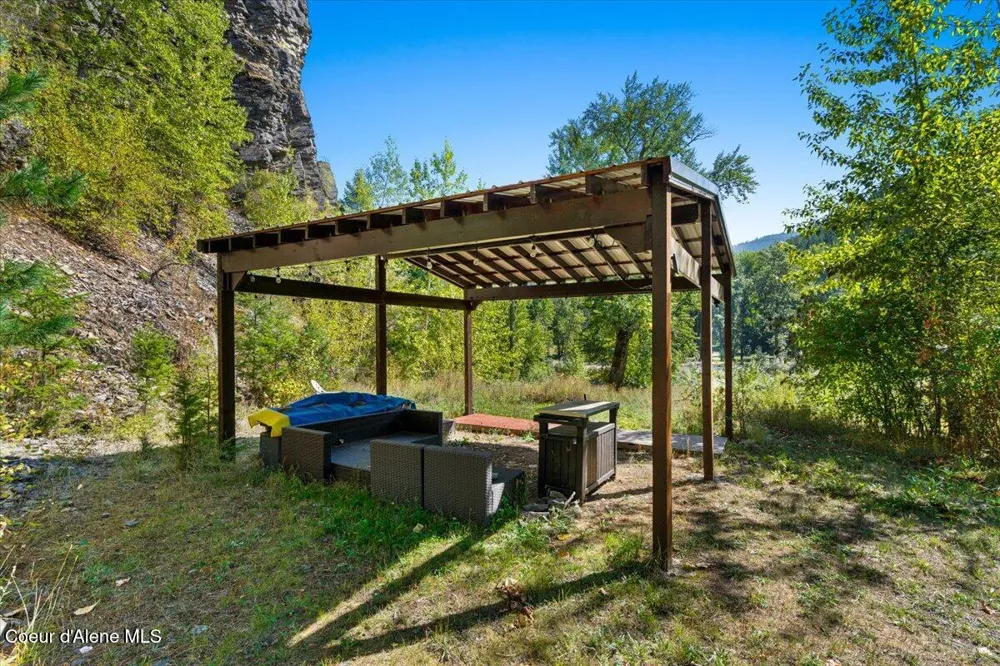 NKA Old River Rd Kingston, ID 83839