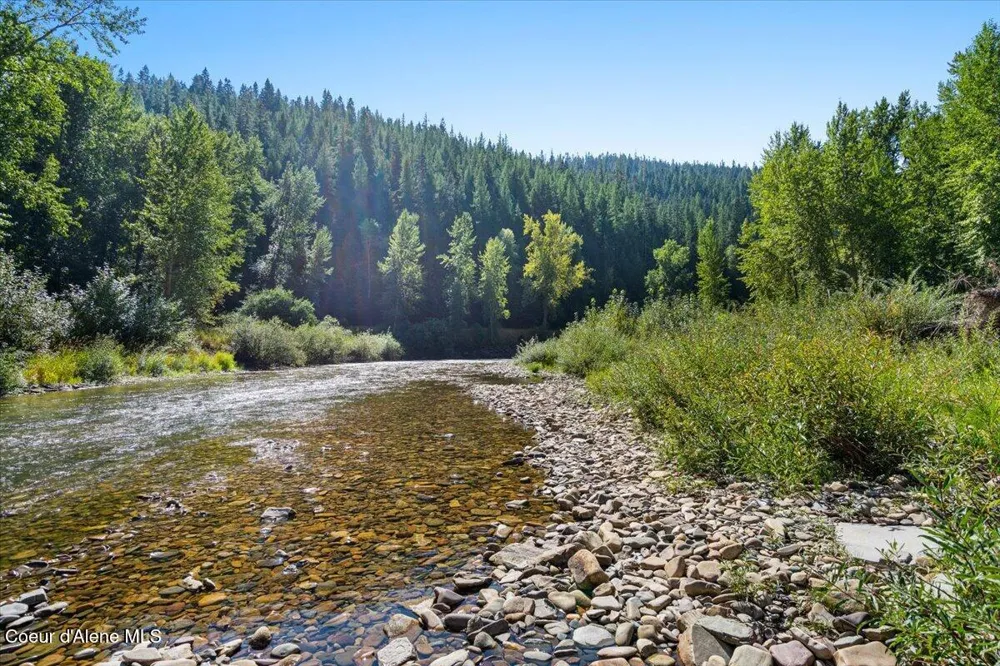 NKA Old River Rd Kingston, ID 83839