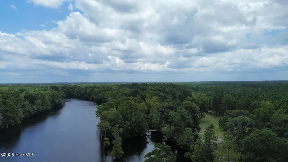 250 Long Bluff Road Currie, NC 28435