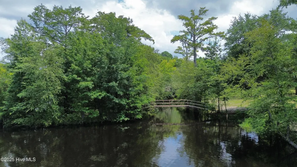 250 Long Bluff Road Currie, NC 28435