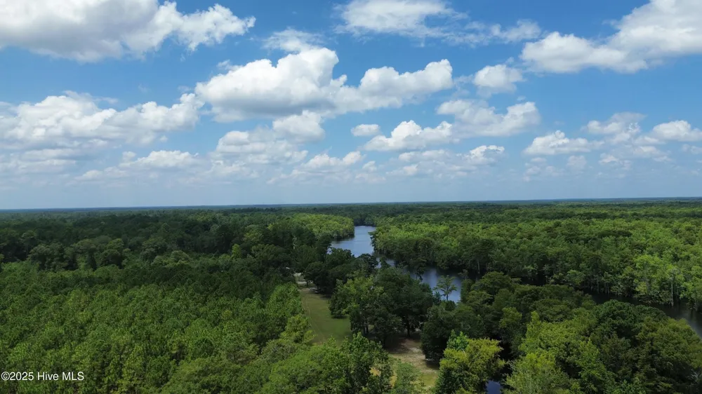 250 Long Bluff Road Currie, NC 28435