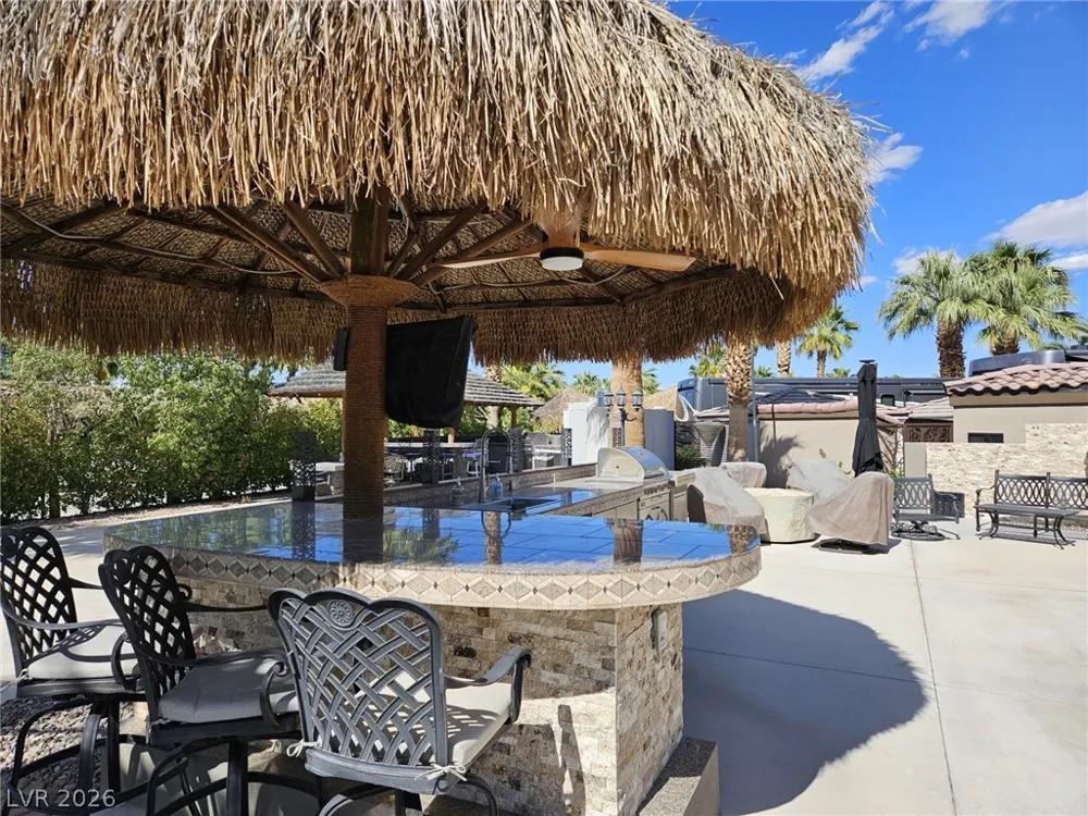 8175 Arville Street #404 Las Vegas, NV 89139
