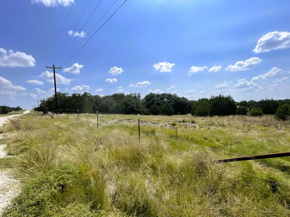 153 Live Oak Mott Drive Goldthwaite, TX 76844