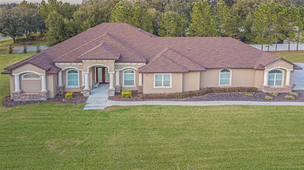13102 DONE GROVEN DRIVE Dover, FL 33527