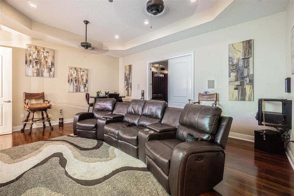 13102 DONE GROVEN DRIVE Dover, FL 33527