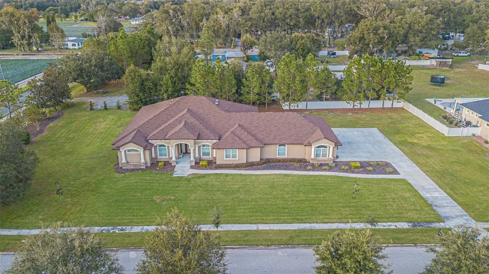 13102 DONE GROVEN DRIVE Dover, FL 33527