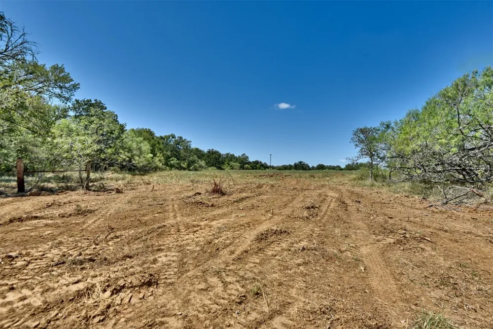 166 Sunny Day Dr Red Rock, TX 78662