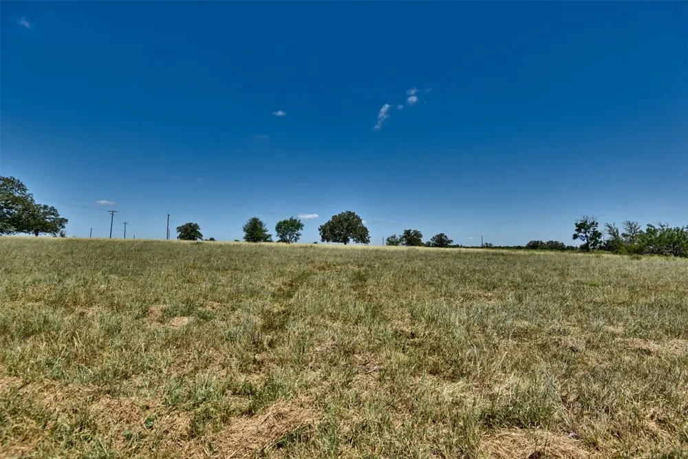 166 Sunny Day Dr Red Rock, TX 78662