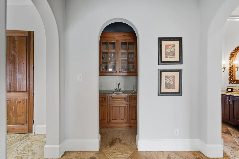 2370 Bolsover Street Houston, TX 77005