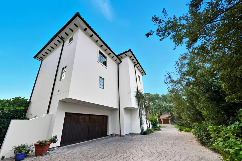 2370 Bolsover Street Houston, TX 77005