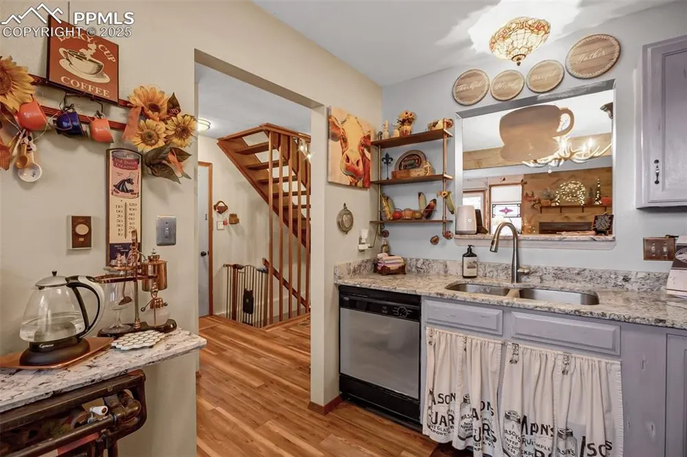 560 Manor Court #A Woodland Park, CO 80863