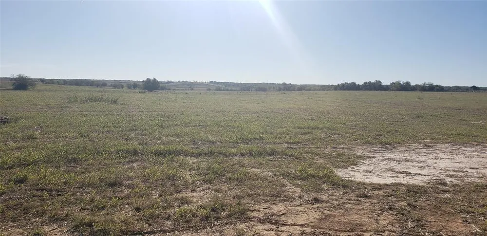 2 County Road 440 Thorndale, TX 76577