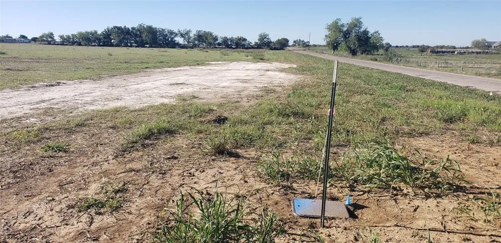 2 County Road 440 Thorndale, TX 76577