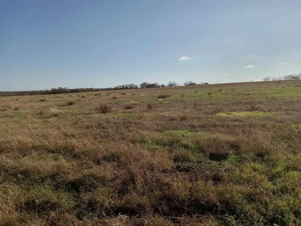 2 County Road 440 Thorndale, TX 76577