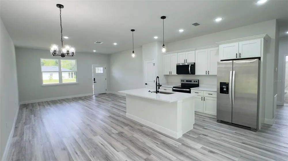 3462 W CENTURY BOULEVARD Citrus Springs, FL 34433