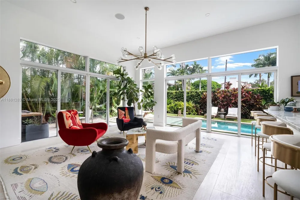 520 E Dilido Dr Miami Beach, FL 33139