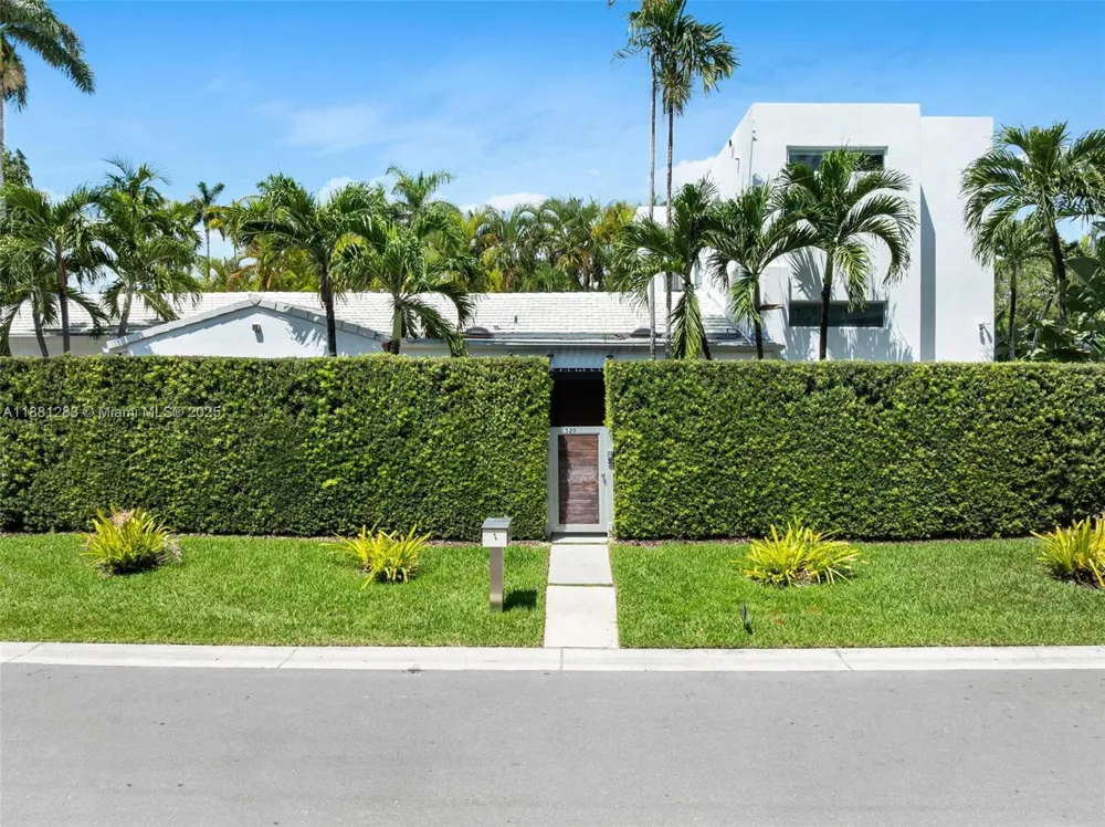 520 E Dilido Dr Miami Beach, FL 33139