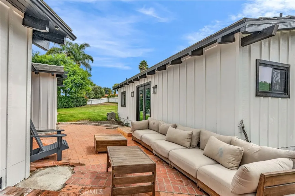 1133 Granvia Altamira Palos Verdes Estates, CA 90274