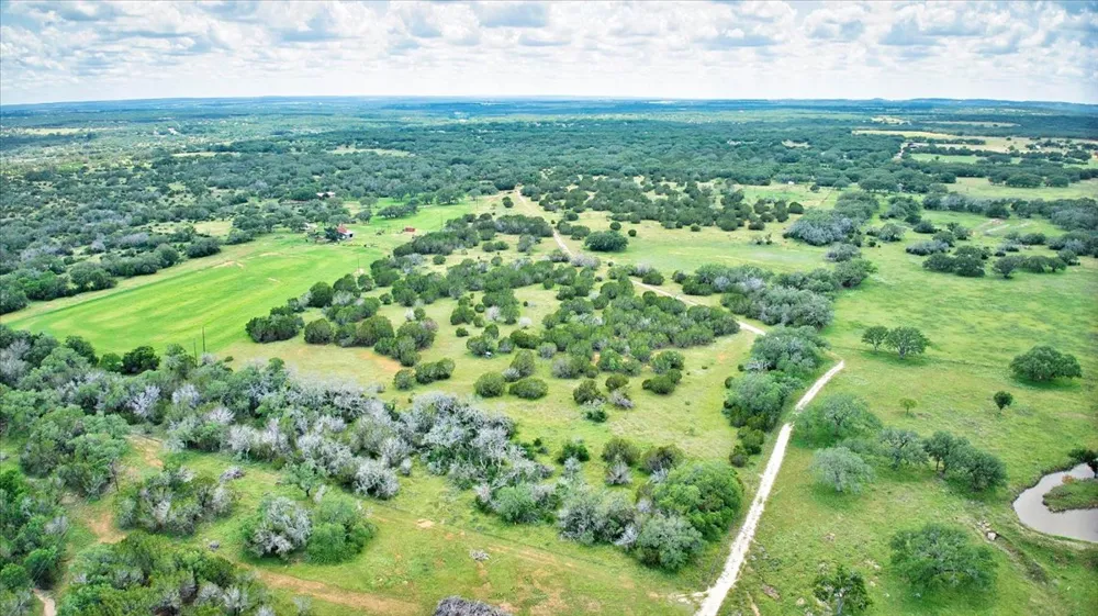 1 Summer Hill Lane Johnson City, TX 78636