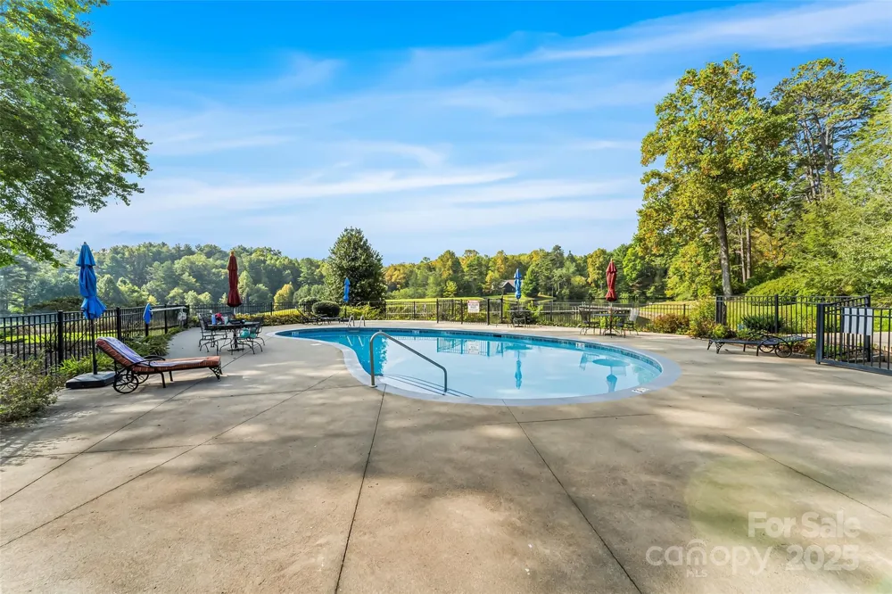 L12R Trailside Court Brevard, NC 28712