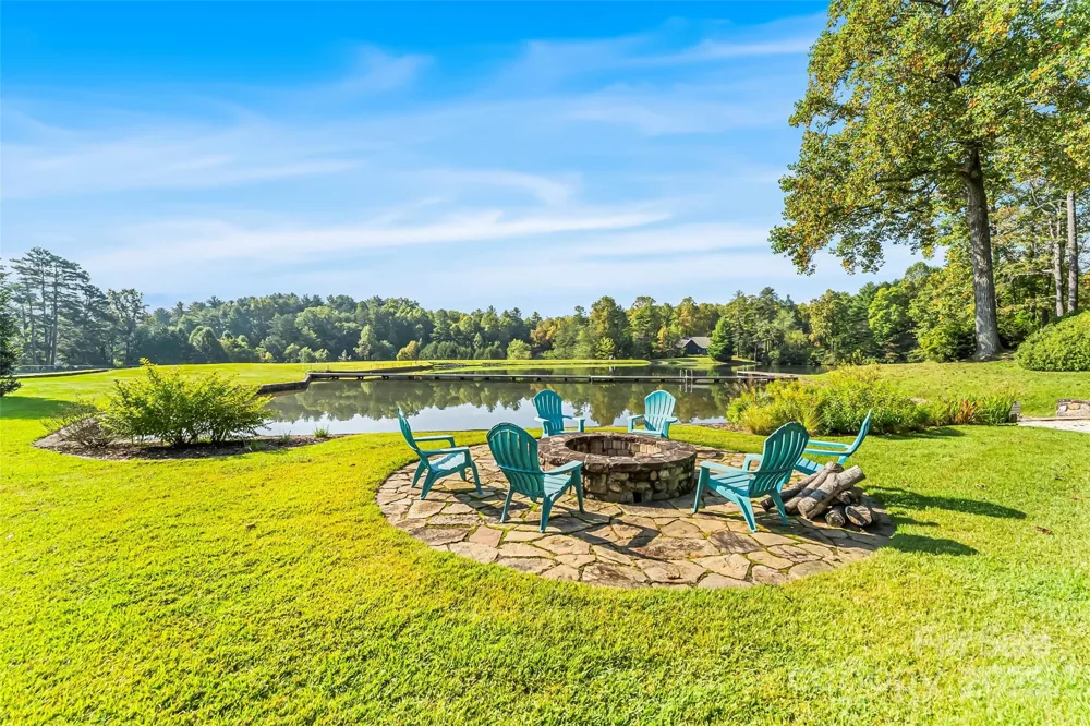 L12R Trailside Court Brevard, NC 28712